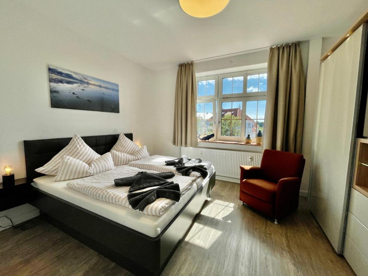 Altes Offiziershaus Borkum Apartment ภายนอก รูปภาพ